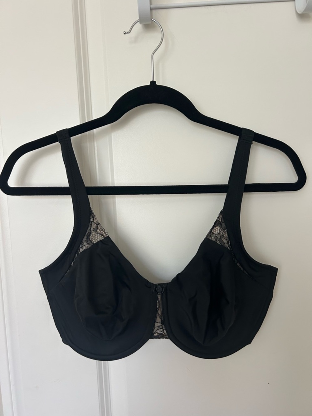 Wacoal Supportive Black Underwire Bra with Lace Insets